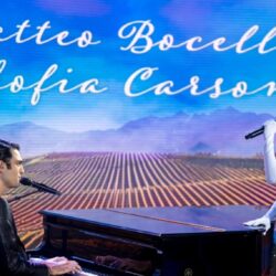 Matteo Bocelli cântă despre iubirea regăsită după despărțire alături de actrița americană Sofia Carson